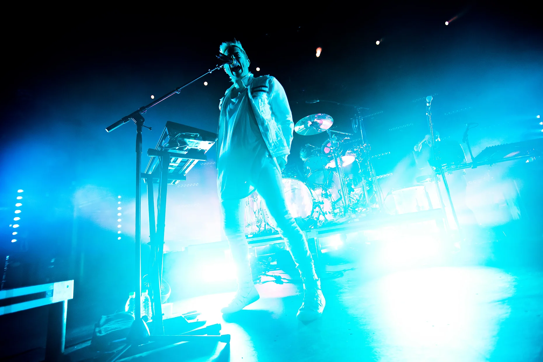WALK THE MOON