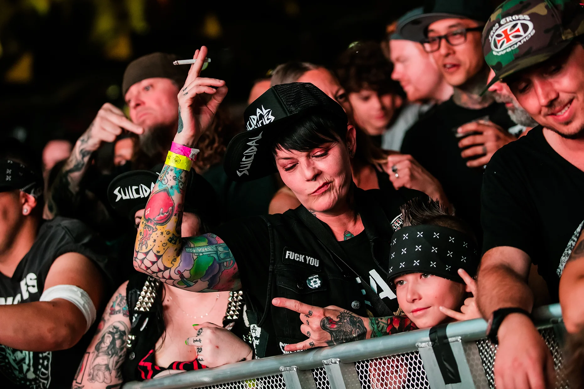 SUICIDALTENDENCIES005.JPG
