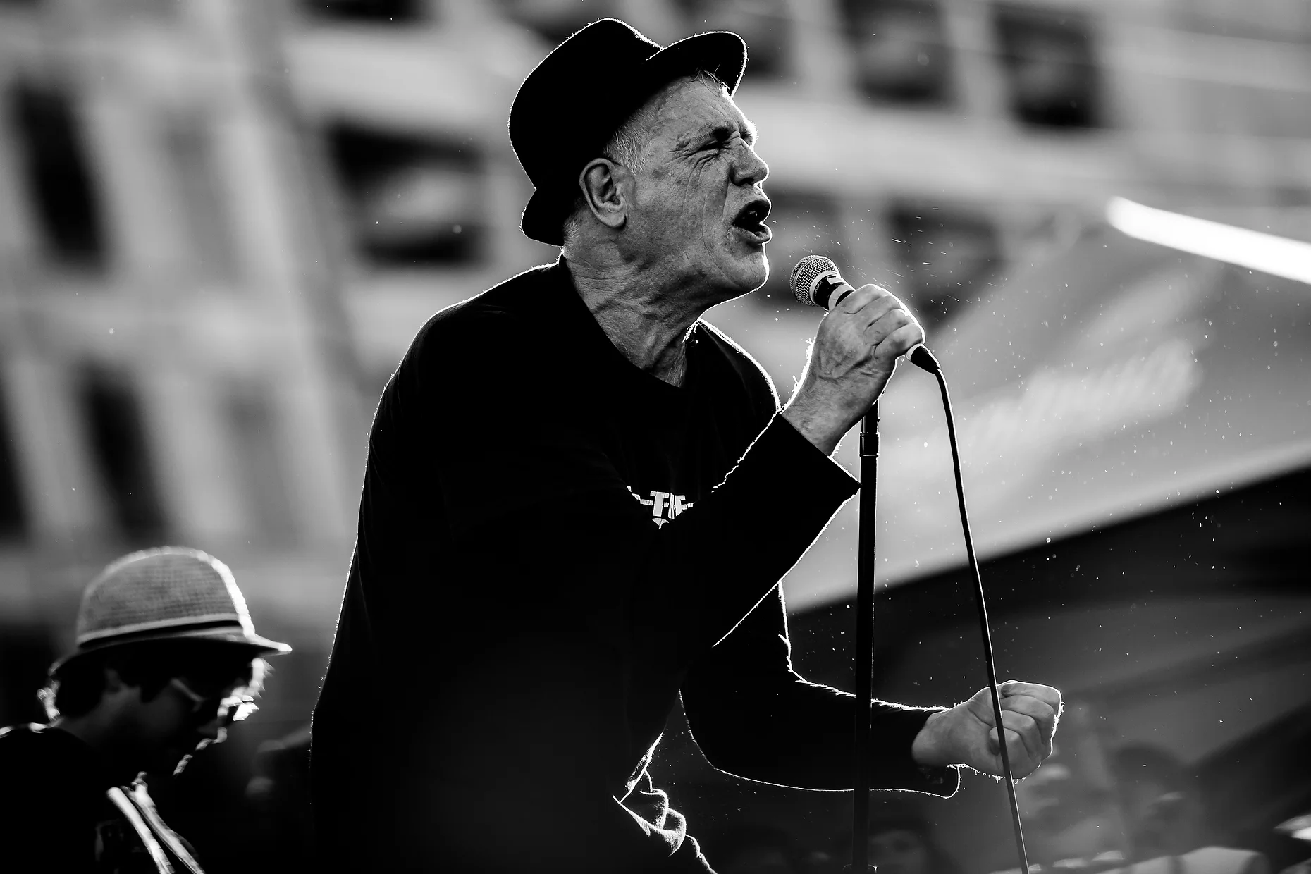 STEVE IGNORANT + PARANOID VISIONS = CRASS