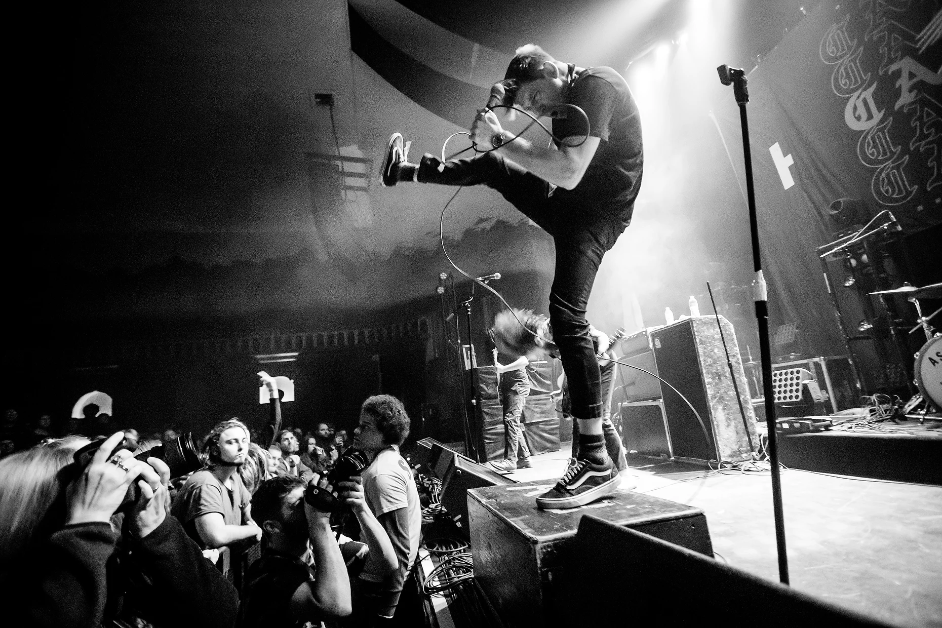 SILVERSTEIN + HAWTHORNE HEIGHTS + AS CITIES BURN + CAPSTAN