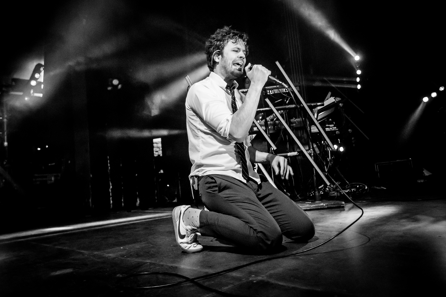 PASSIONPIT0011.JPG