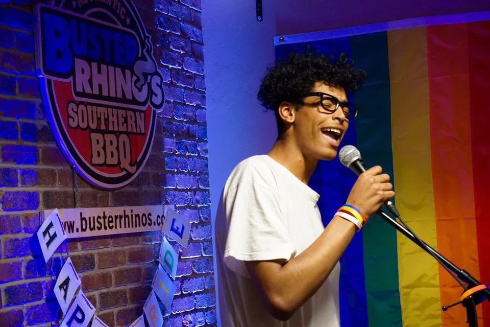 openmictaisings.jpg
