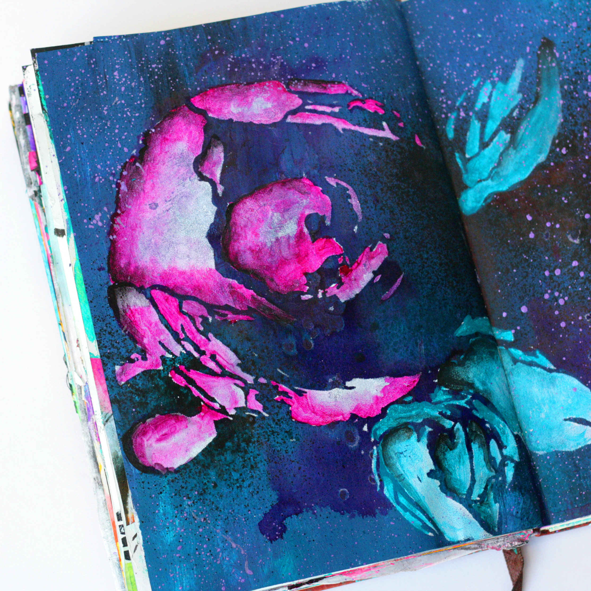  I'm sharing a mixed media art journal today made using a stencil from Donna Downey designs. Watch my process video and stencil techniques on my "Silently Thought" art journal spread @kareng #mixedmedia #artjournal #journalprocess 