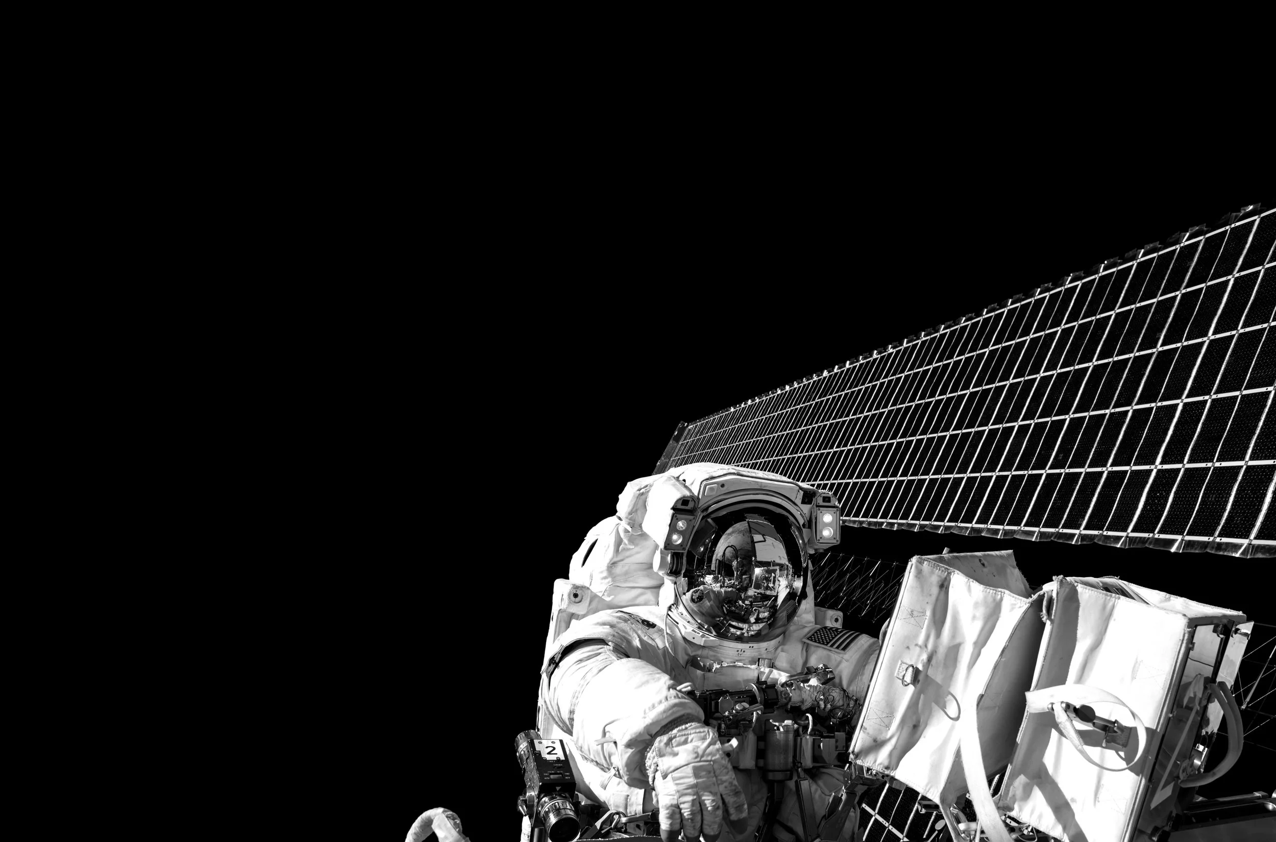 0064_CA_Space_Extravehicular-mobility-unit_RGB.jpg