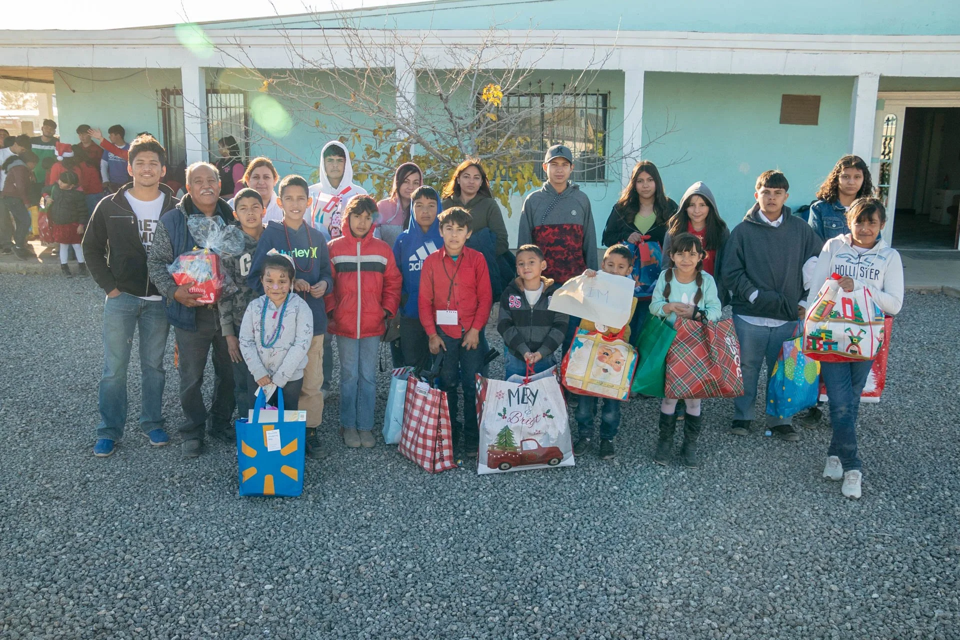 V&C_AlasdeAmor_Christmas2023_WR-9793.jpg