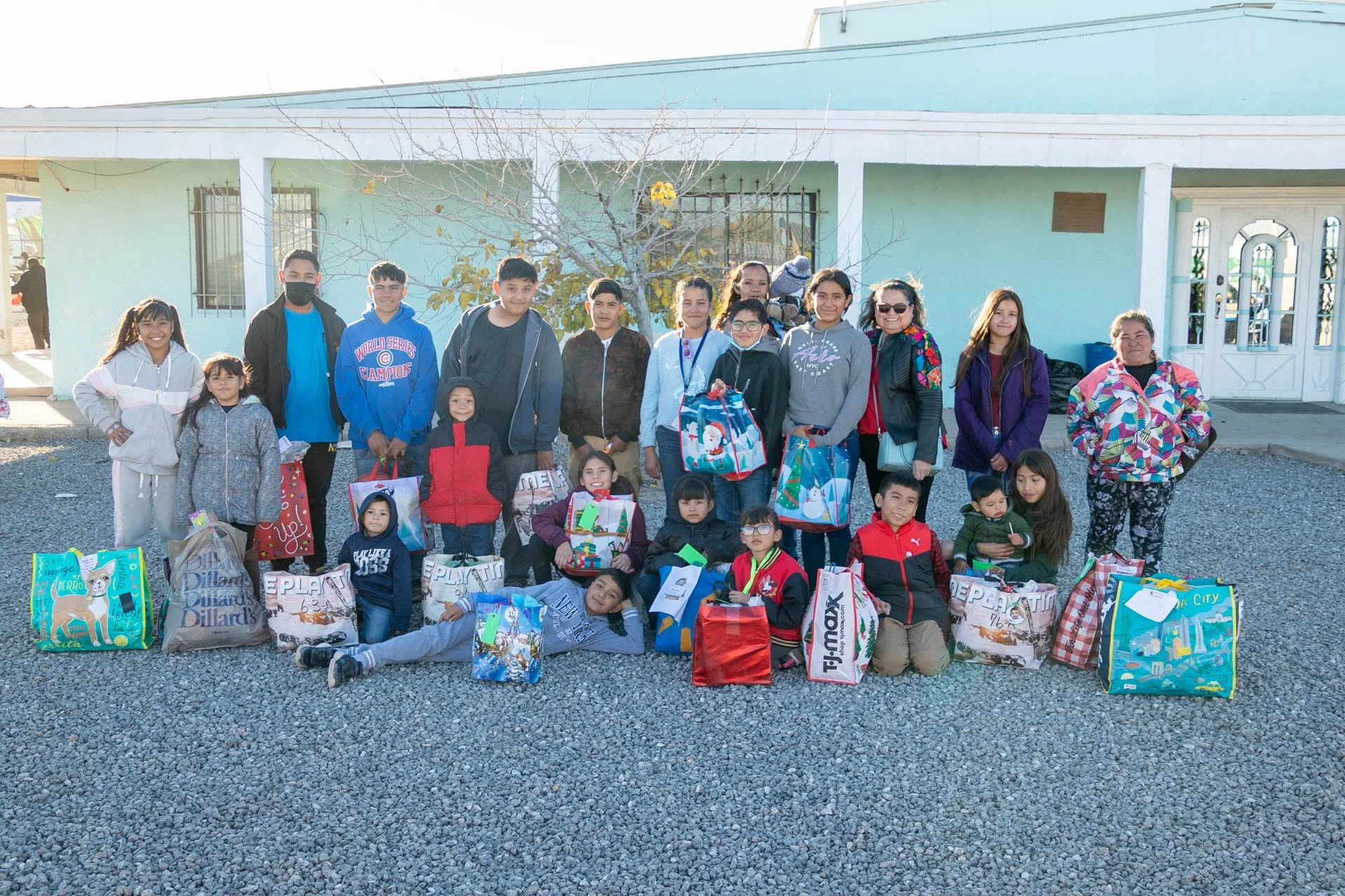 V&C_AlasdeAmor_Christmas2023_WR-9951.jpg