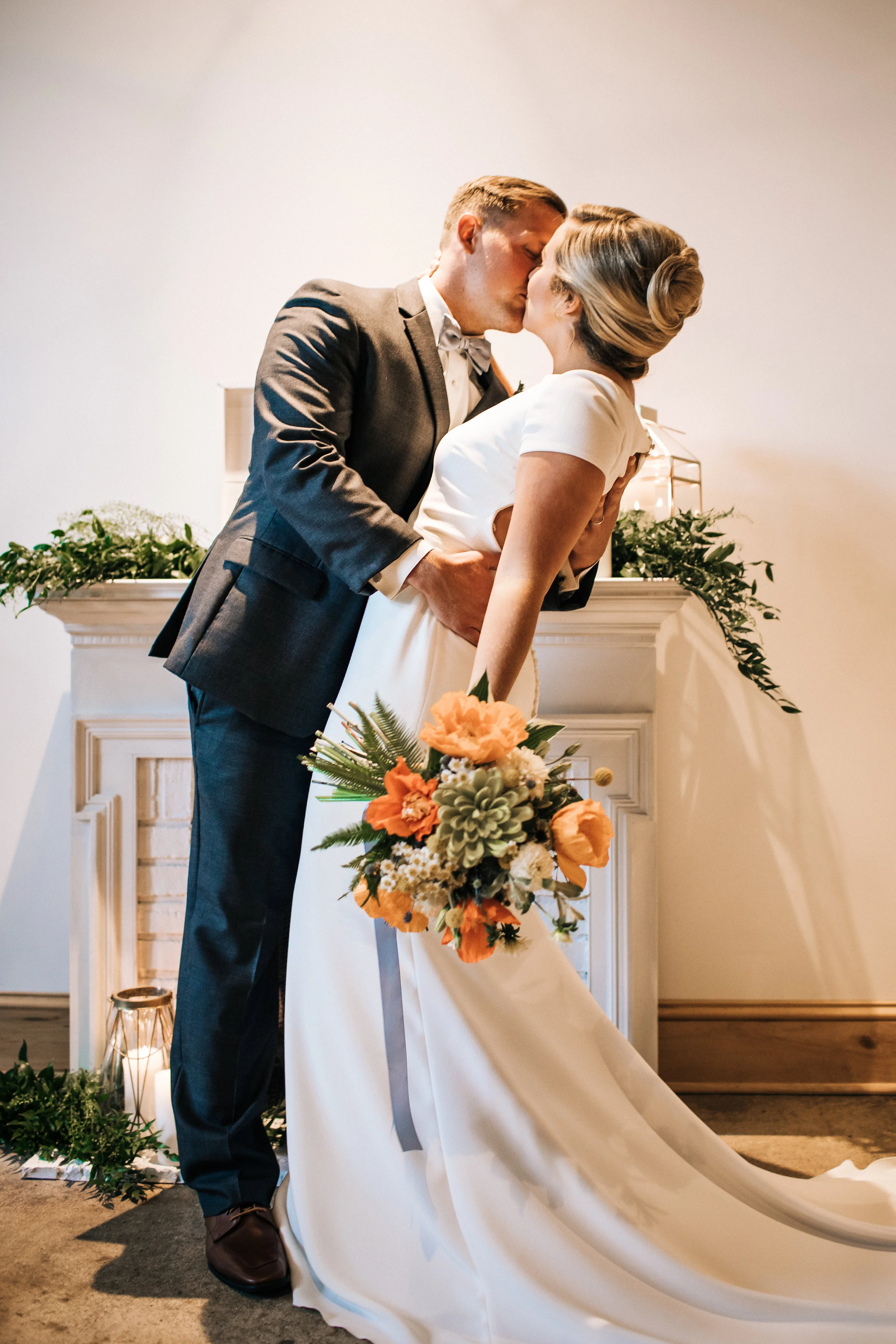 MidCenturyStyledShoot-112.jpg