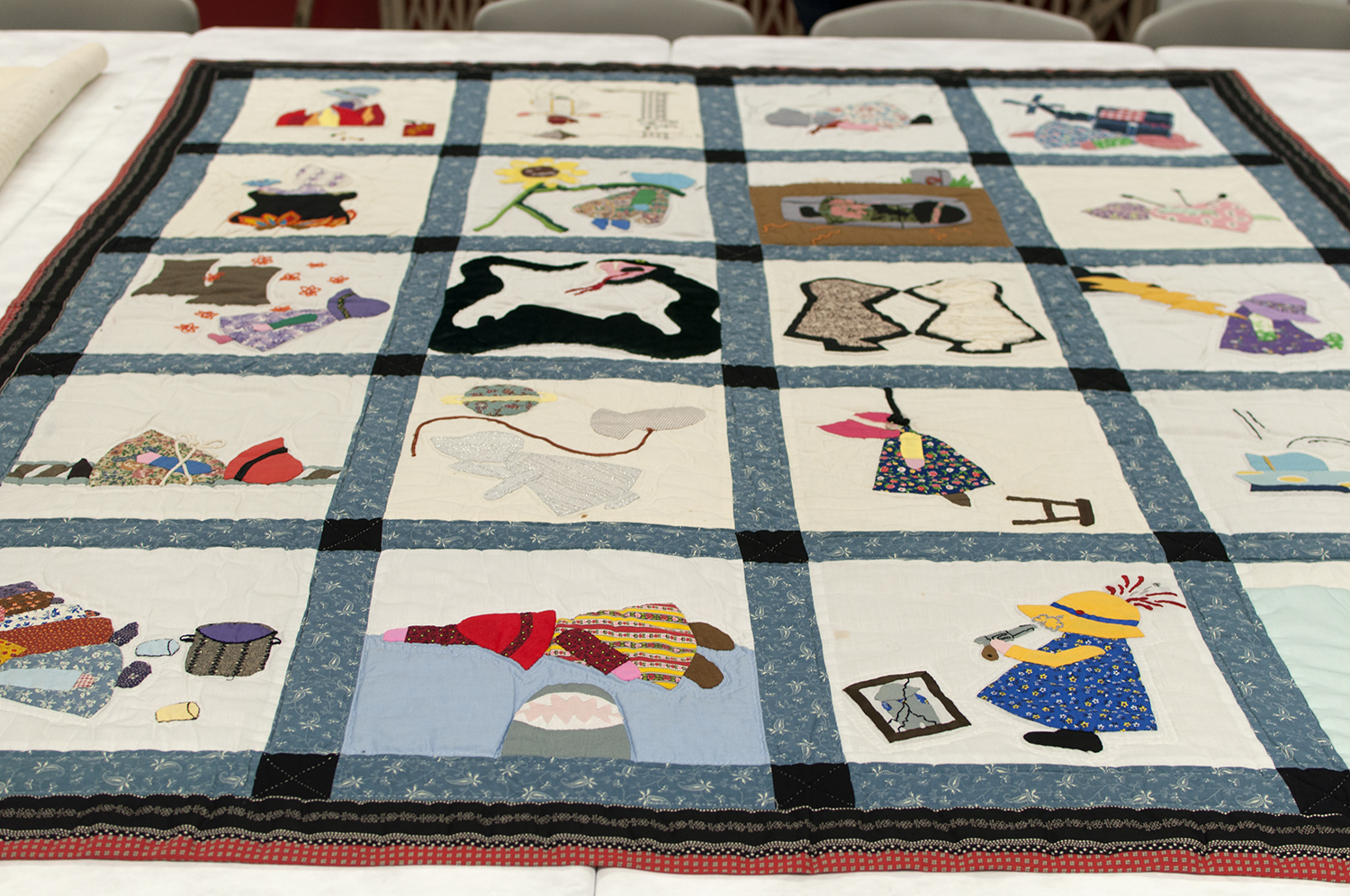 The Sun Sets on Sunbonnet Sue, Seamsters Local #500, 1979