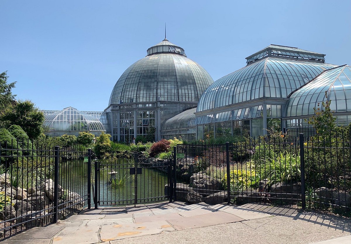 Belle Isle Park by The Conservatory