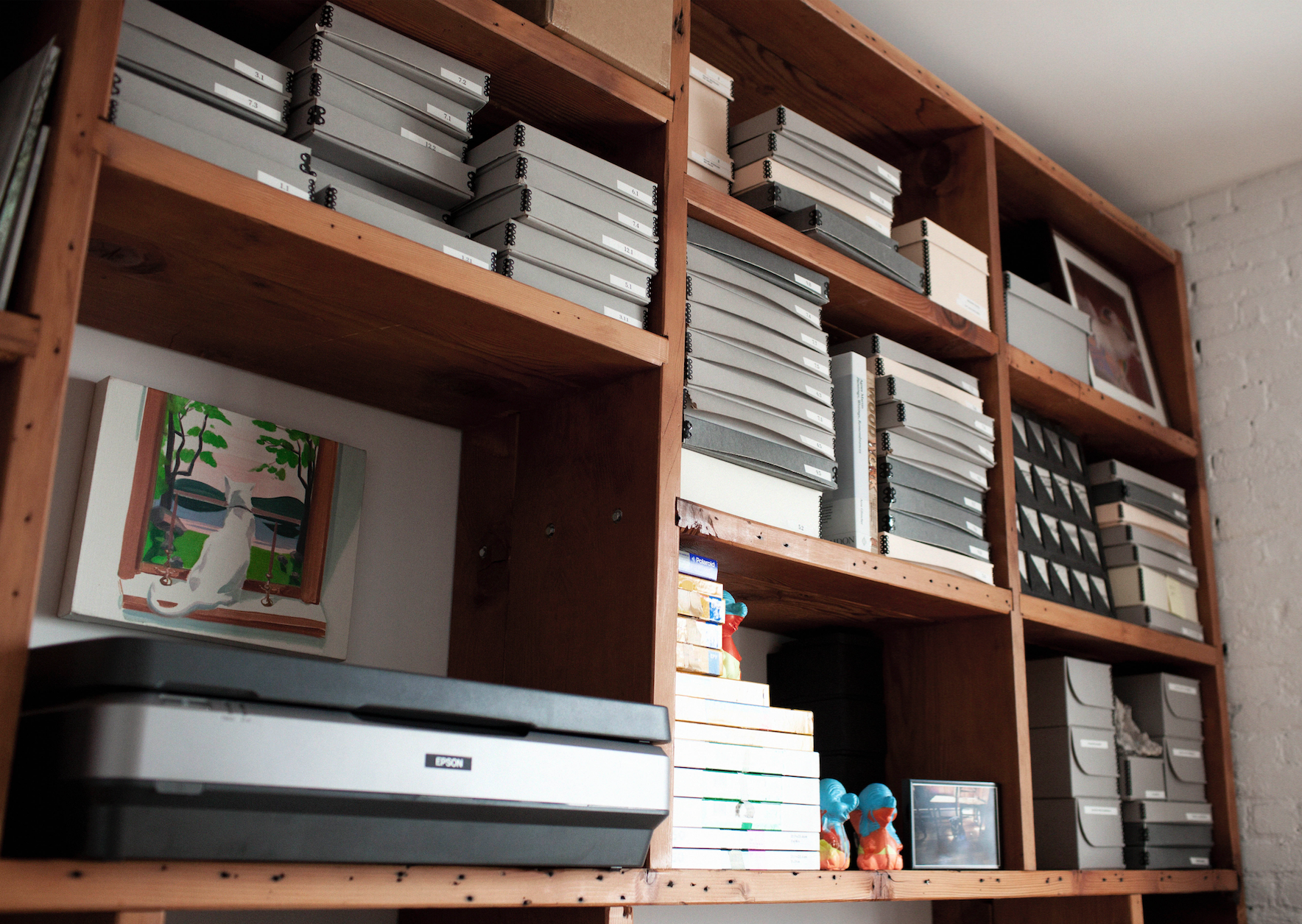 shelving unit