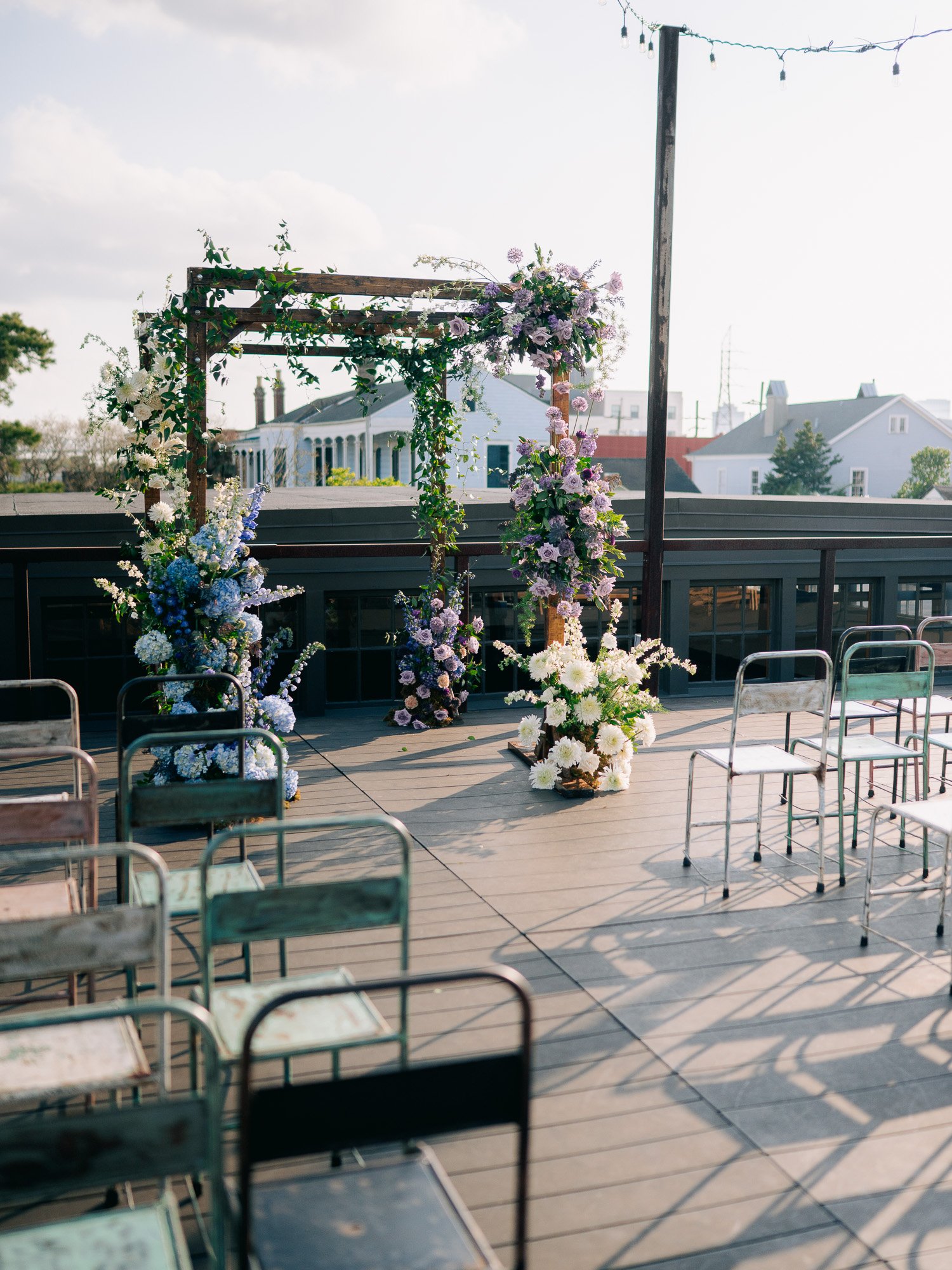 floral ceremony huppah on rooftop of capulet new orleans