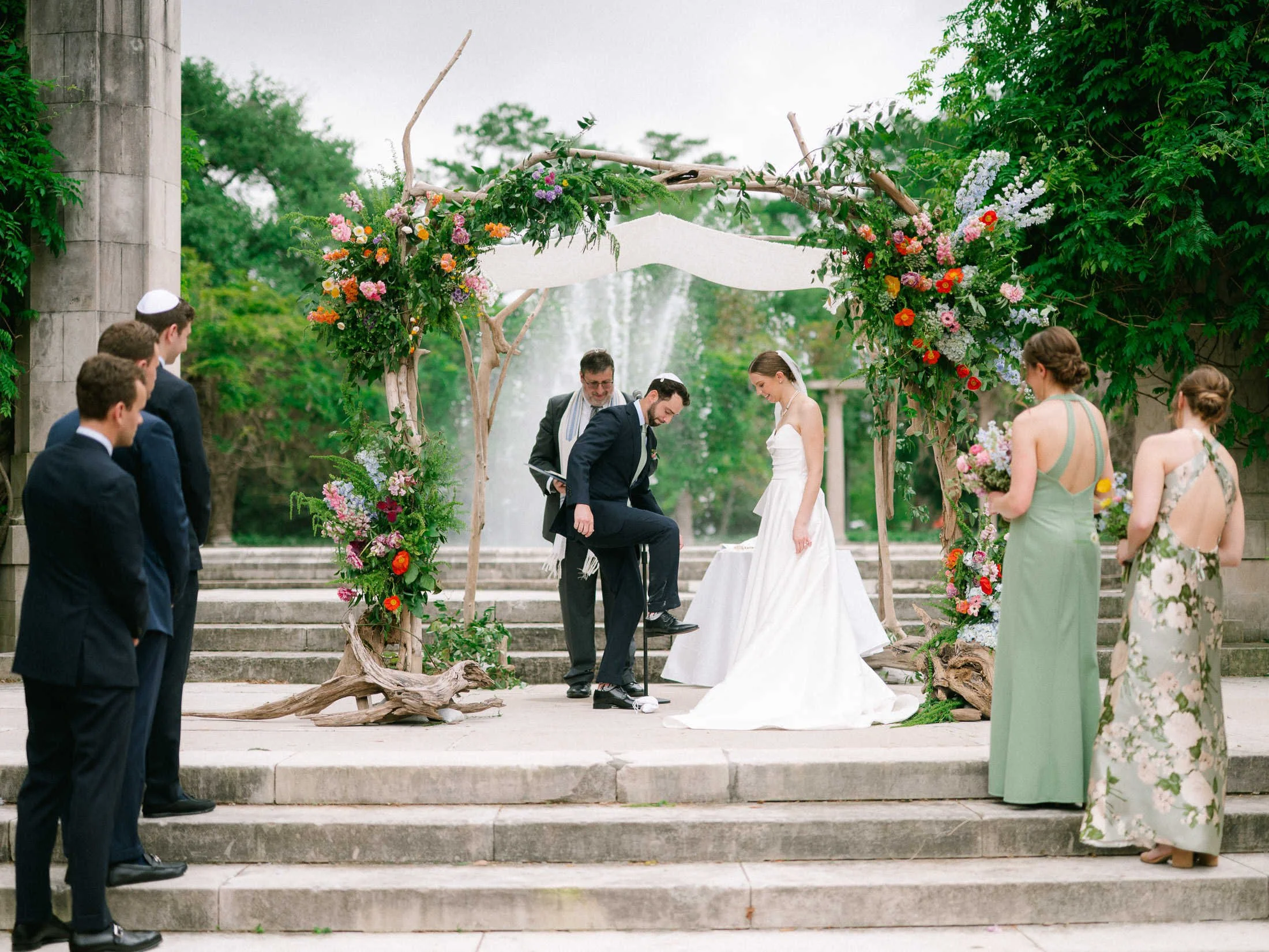 wedding-ceremony-popp-fountain-floral-arch-budsies-city-park-new-orleans.jpg