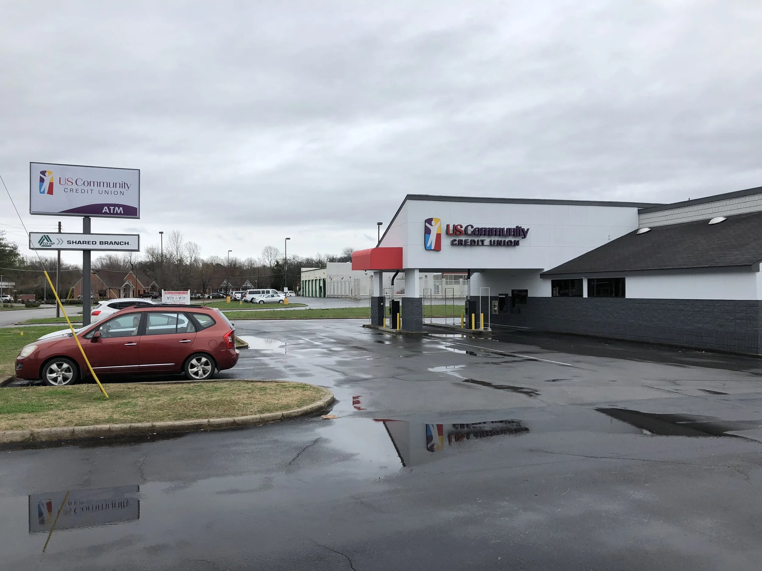 A side photo of the Murfreesboro branch facade