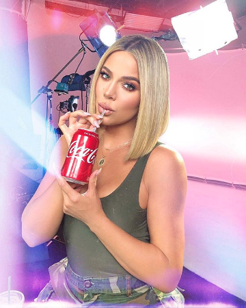 Foto: @khloekardashian