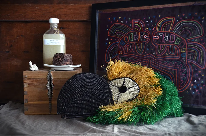 Panamanian crafts & chocolate