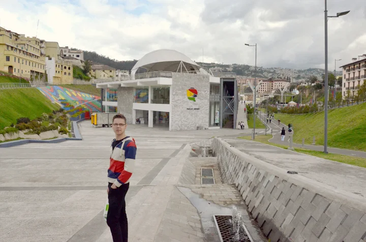 Cumanda Centre, Quito
