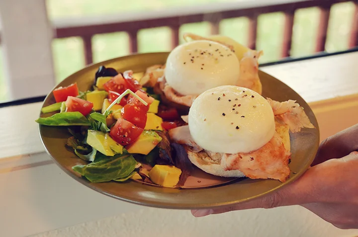 Homemade eggs benny