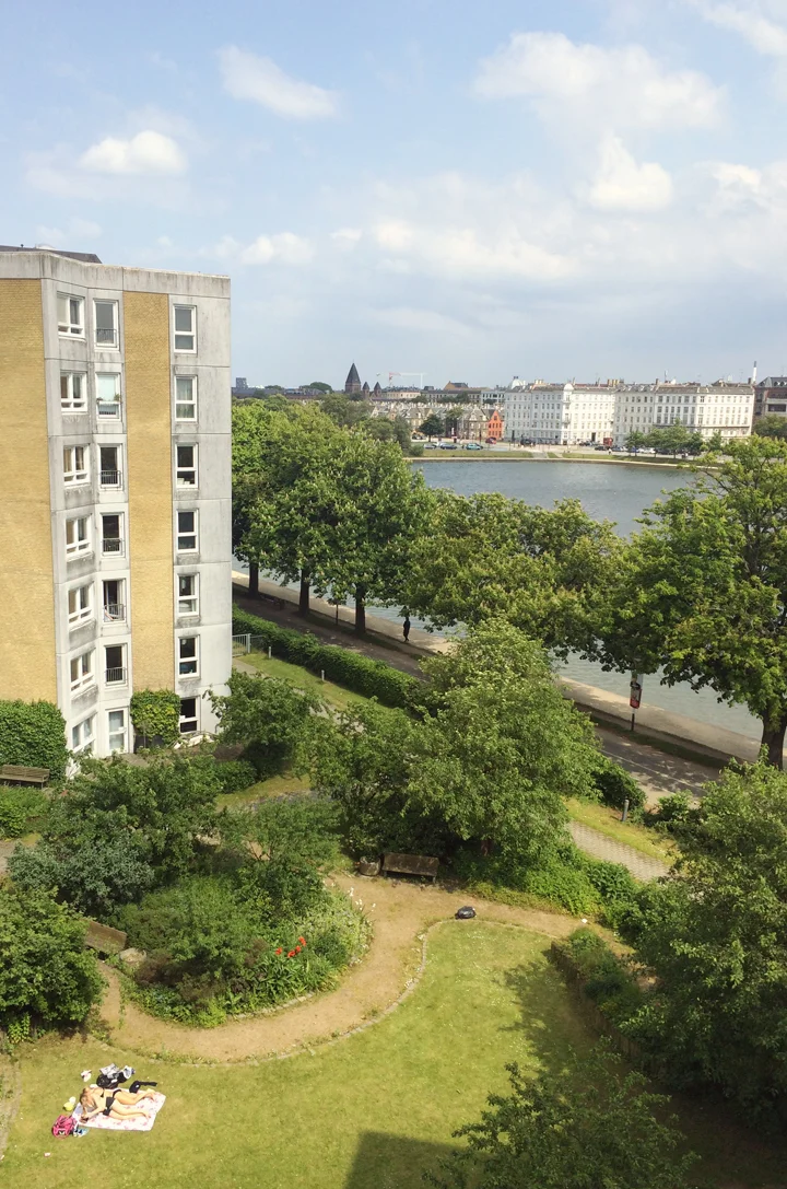 apt-outside2.jpg