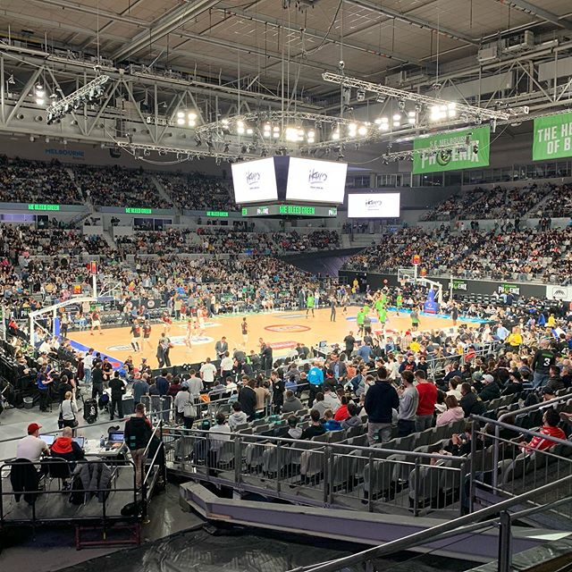 S.E Melbourne vs Illawarra Hawks.  #nbl #basketball #melbourne #nahbro #nahbrotees