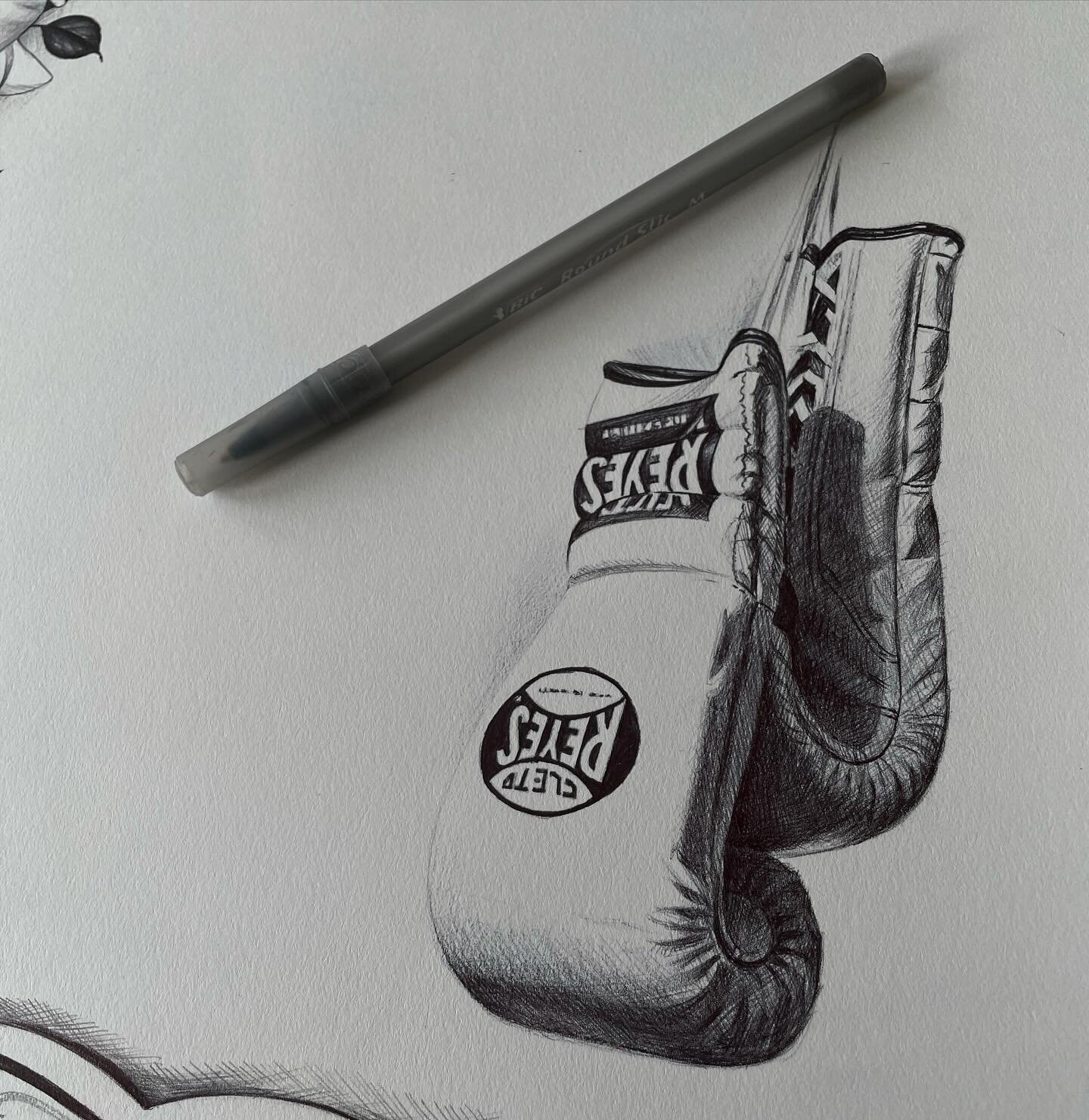 Ball point pen pair of Cletos 🥊 done on an old sheet I was going to fill up and forgot about. #ballpointpen #cletoreyes #boxing