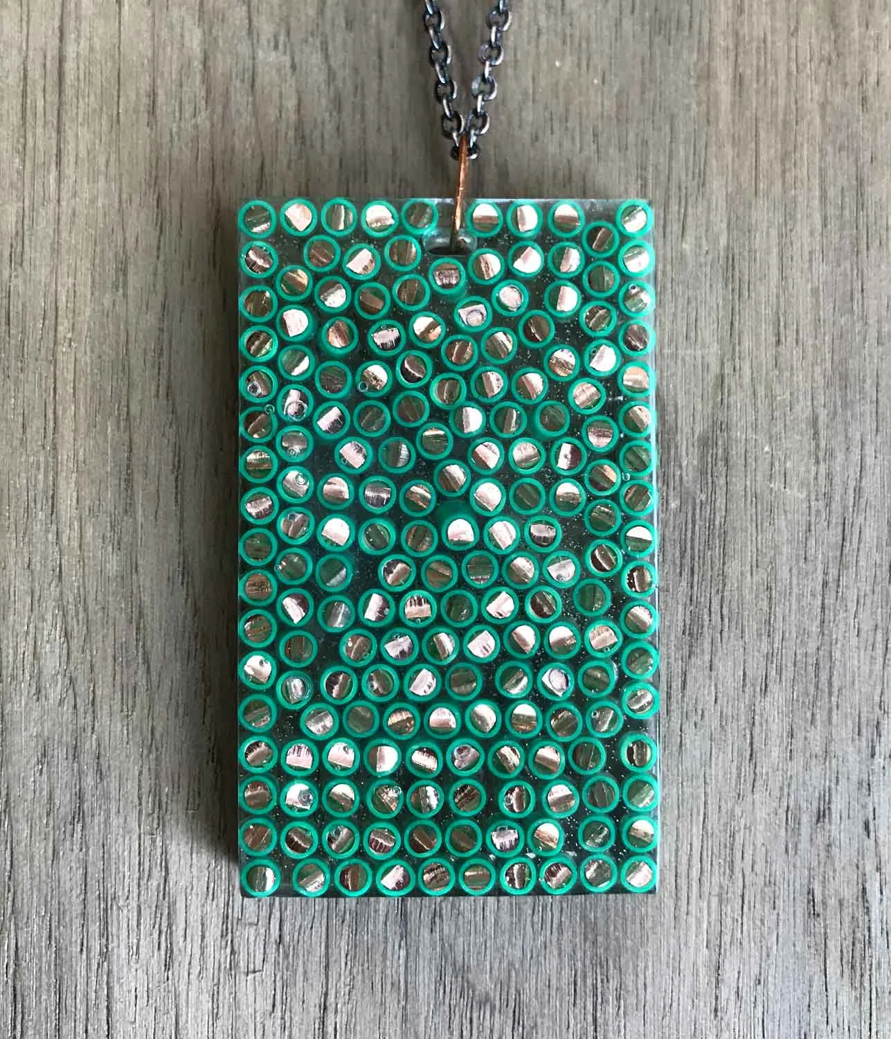 Green-resin-pendant-2.jpg
