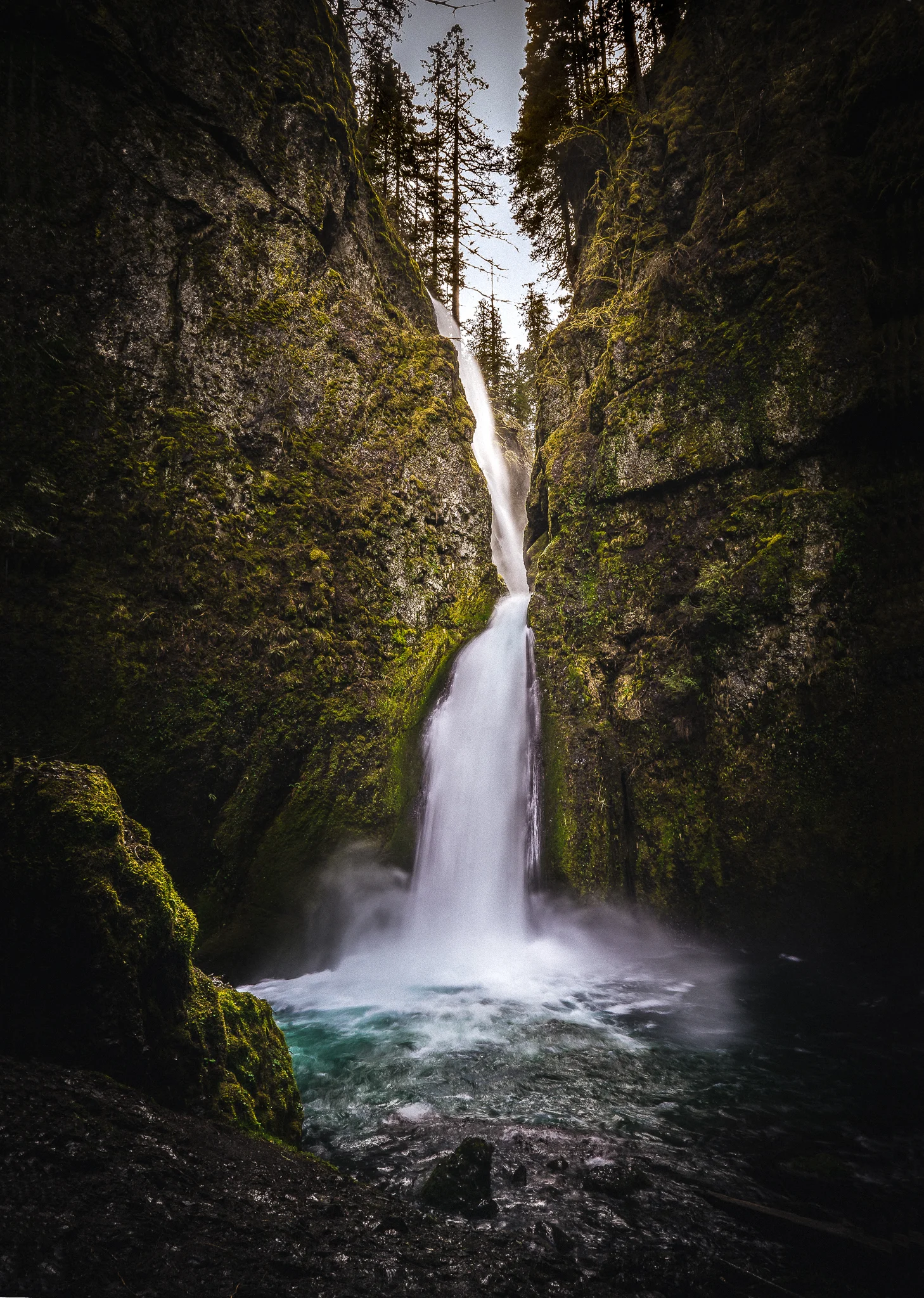 Sony A7II , Zeiss Batis 25mm f/2 , 1/3 sec, f/22, ISO 50