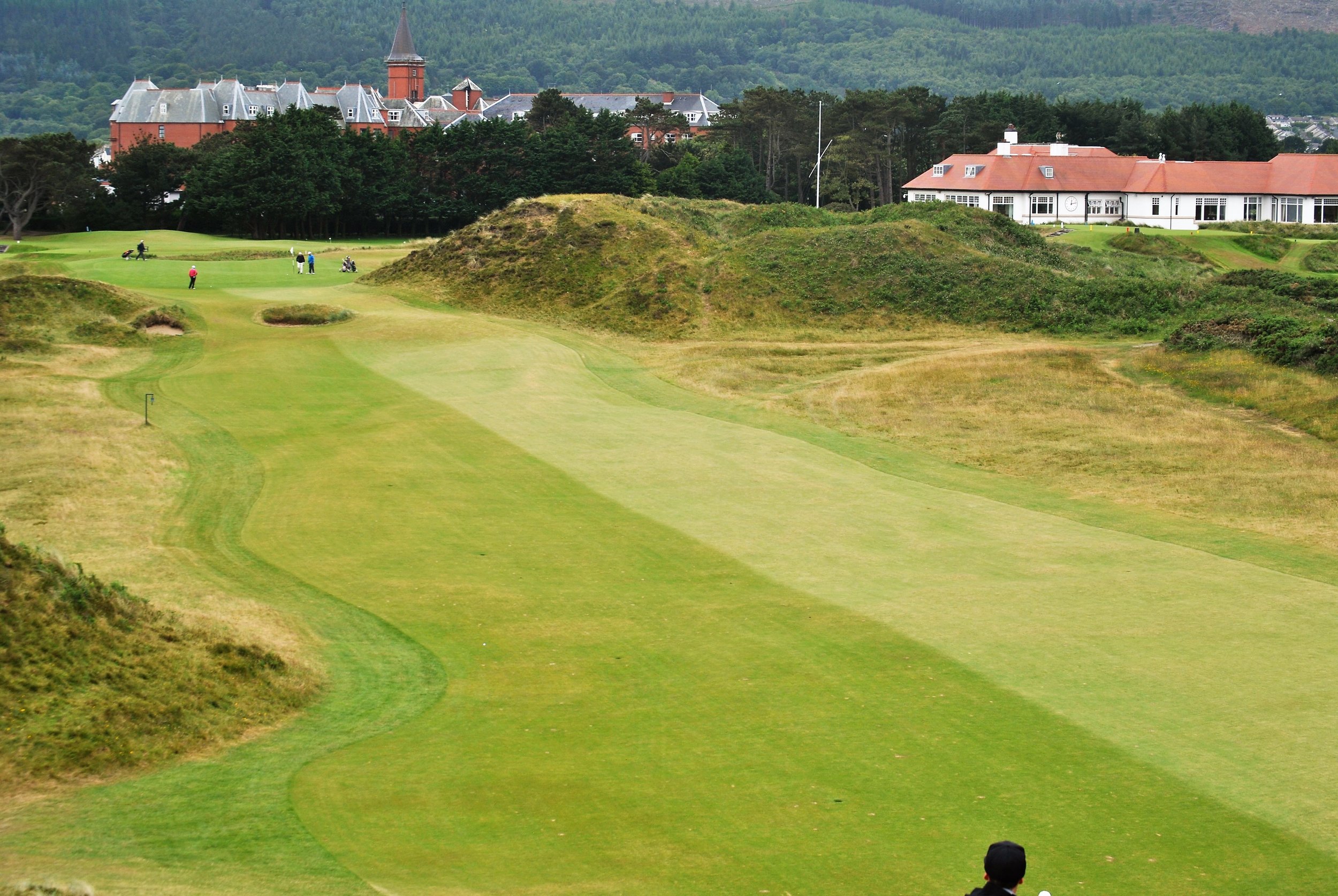 If you look closely you can see where my drive on the 9th hole ended up. One of just two fairways hit on the front nine.
