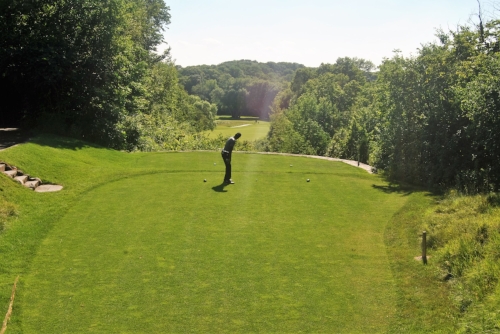 Making sure that I'm aligned with the center of the chute on the 8th hole