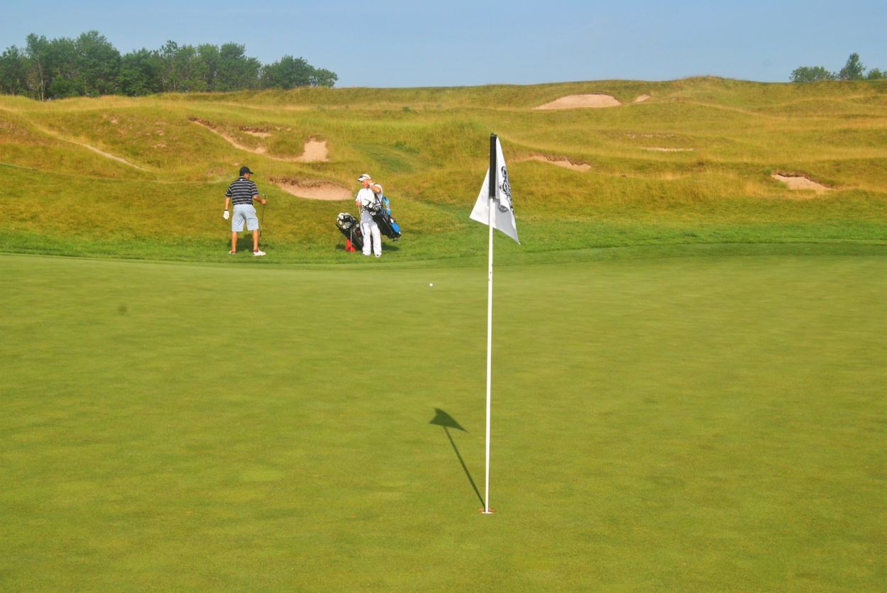 My tee shot on the third hole stopped 30 feet to the right of the flag, setting up a birdie putt.