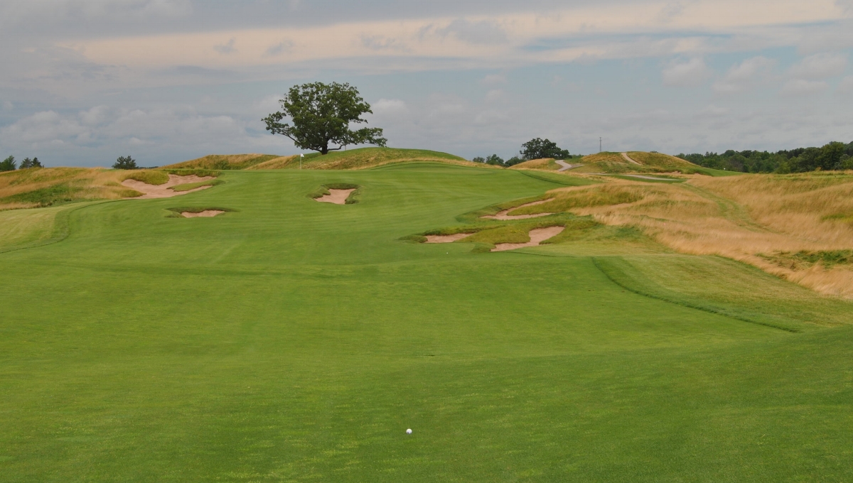 Laying 3 and still 190 yards out on the very difficult par 5 seventh hole.