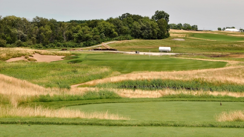 The Par 3 thirteenthHole