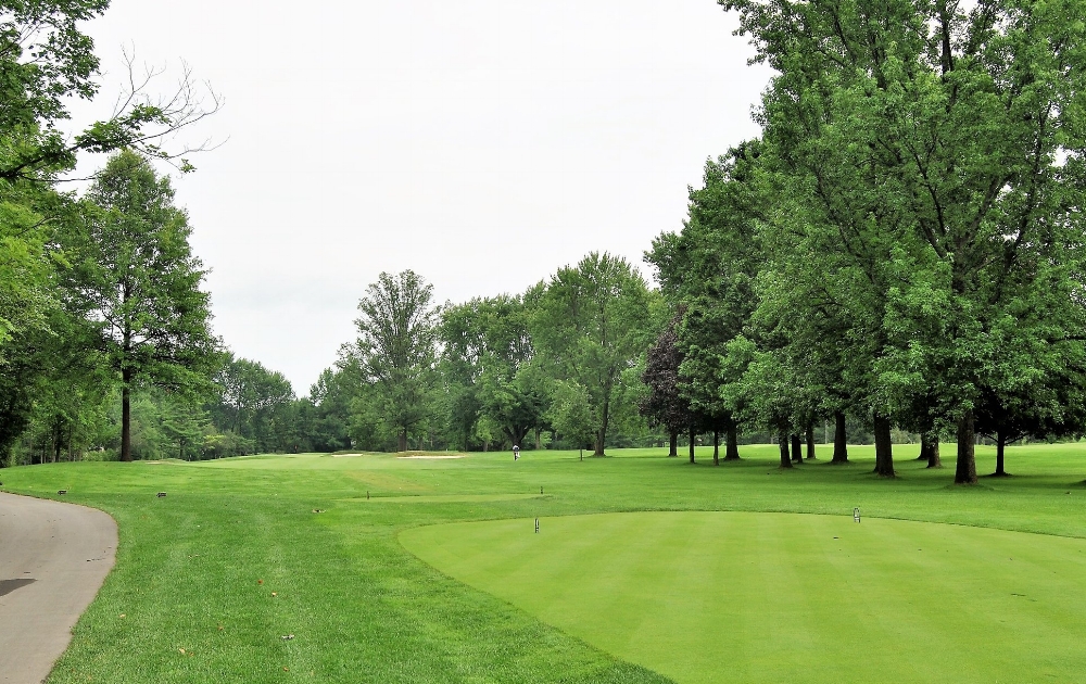 The first hole at Crooked Stick. As you can see, the trees on the left come into play very quickly