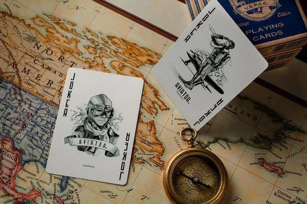 playing-cards-aviator-heritage-ed-12_grande.jpg