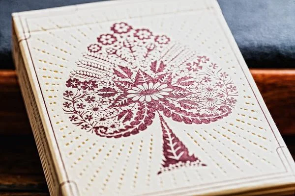 playing-cards-papercuts-4_grande.jpg