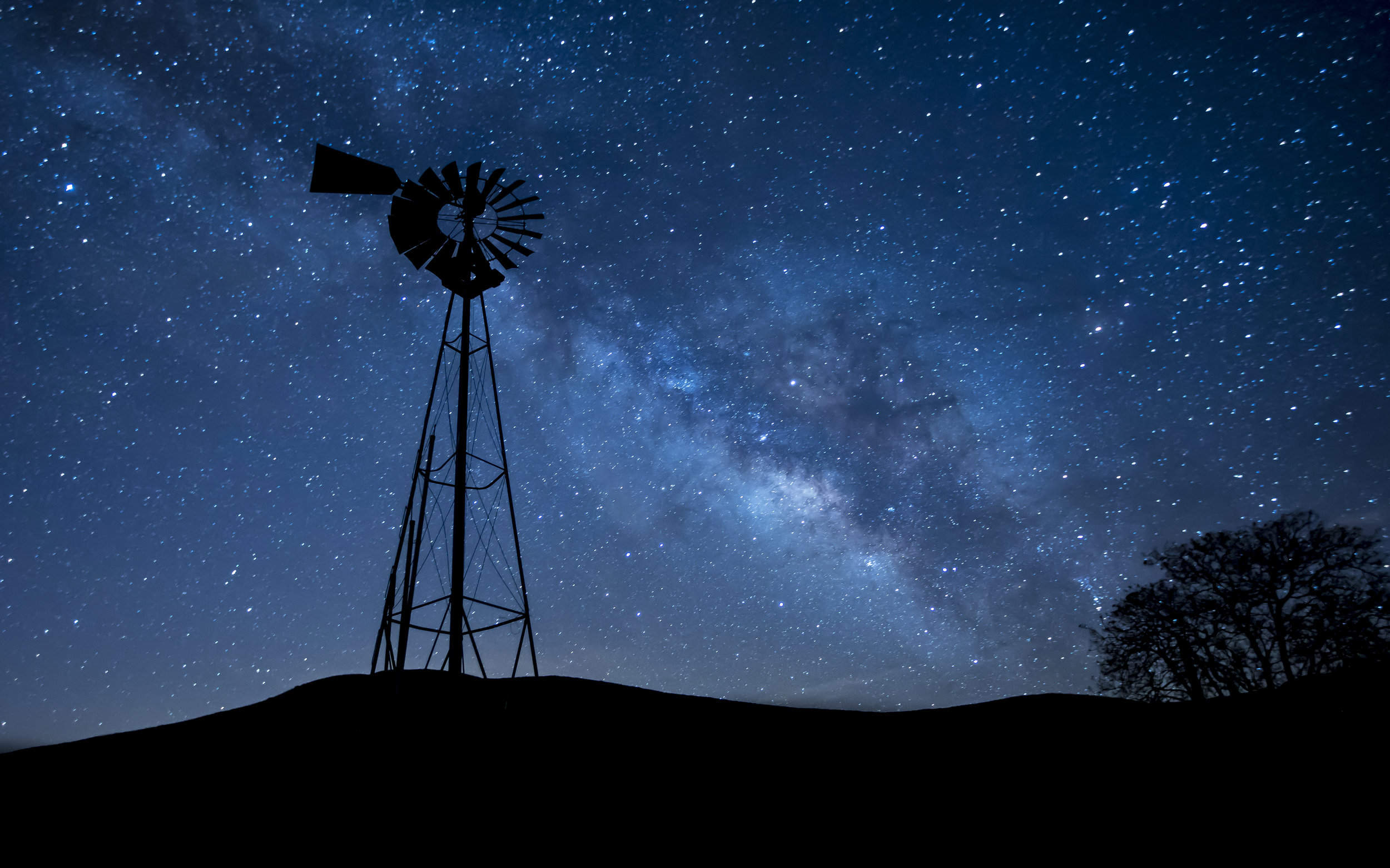 Milky Way Over Carrizo. © Bob Wick, BLM