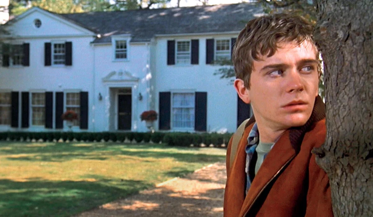Feelings-of-alienation-and-shame-recovery-from-trauma-through-psychotherapy-Timothy-Hutton-in-Ordinary-People