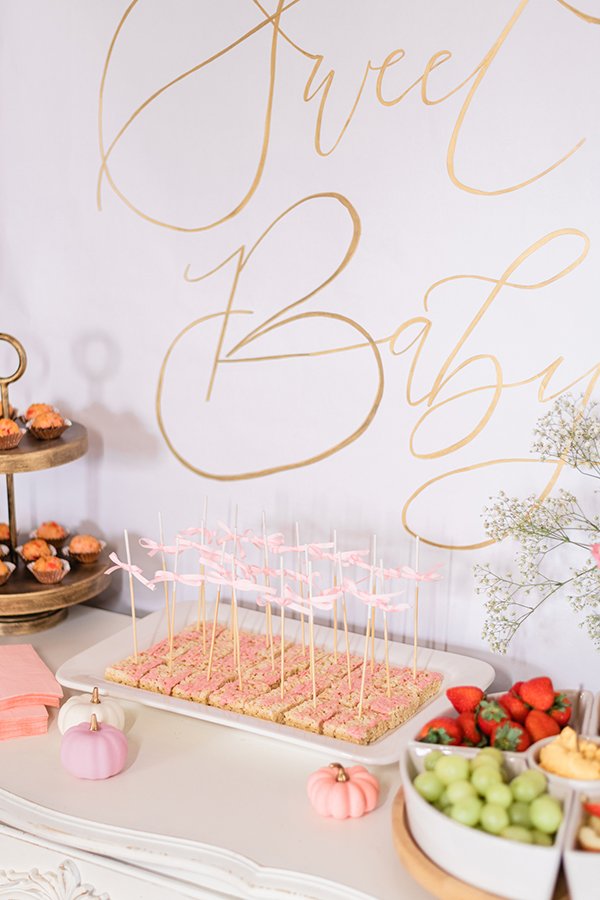 0_Brit_Jaye_Honey_Farm_Fall_Baby_Shower-61.jpg