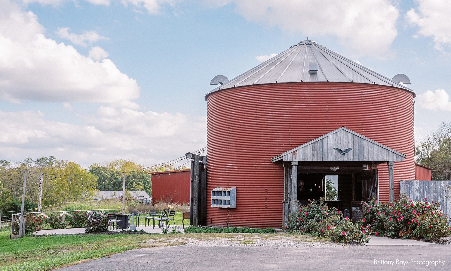 00017_dayton-cincinnati-barn-wedding-venue.jpg