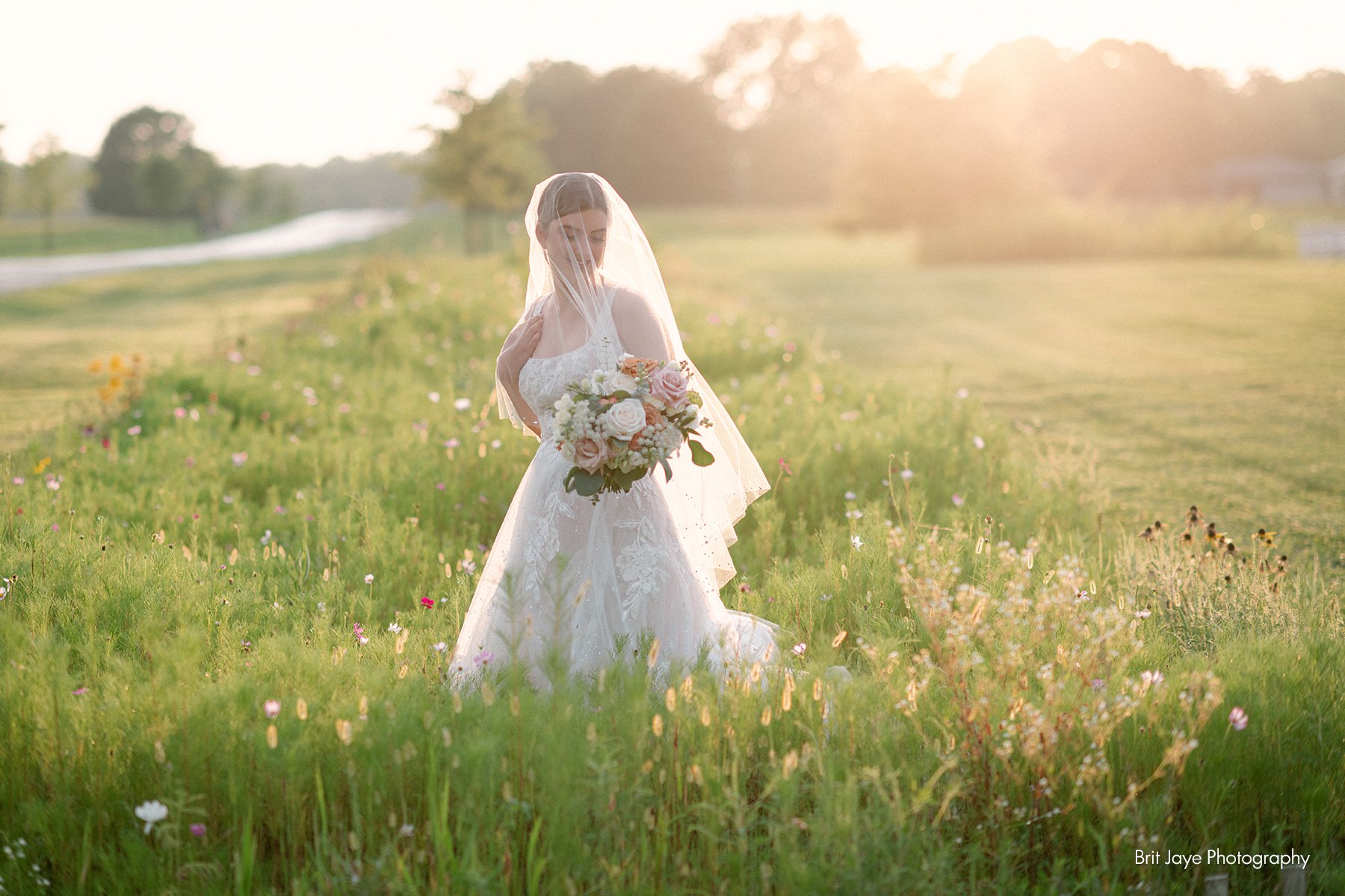 0_003_dayton-barn-wedding-venue.jpg