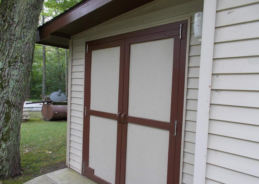 Carole Wilson Real Estate 8791 Saint Aubin Dr. West Londo Lake