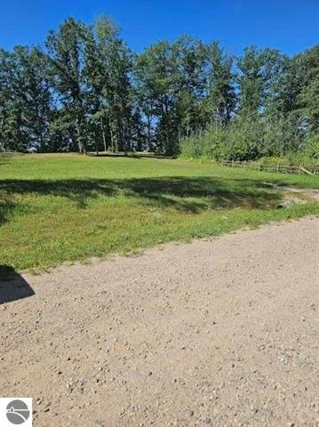 1925762-30fa1bd2-5f70-4a34-8651-2b915b82b720.jpg