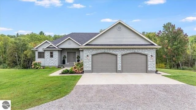 1943644-3ee2d87d-142a-480a-a0e8-4fa3586a8068 - Copy.jpg