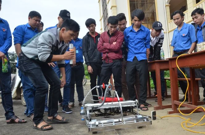 Chàng sinh viên ngành cơ khí Quảng Ngãi đam mê sáng chế máy nông nghiệp