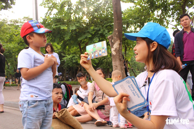  Trẻ em được học bài học khi có thảm họa thiên tai xảy ra - ẢNH: HÀ THANH 