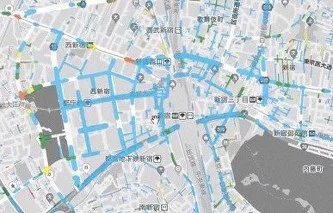 Hệ thống dự báo lượng mưa tại khu vực Shinjuku, thủ đô Tokyo, hồi tháng 8/2018. Các màu sắc trên bản đồ phản ánh lượng nước mưa trên các con đường.