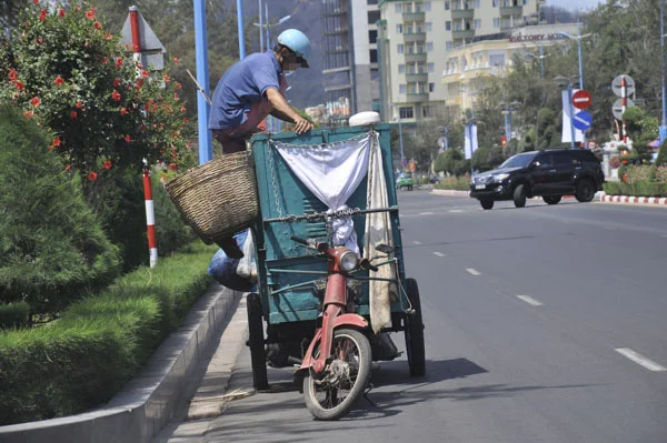 TP Vũng Tàu: Chuyển đổi xe thu gom rác tự chế