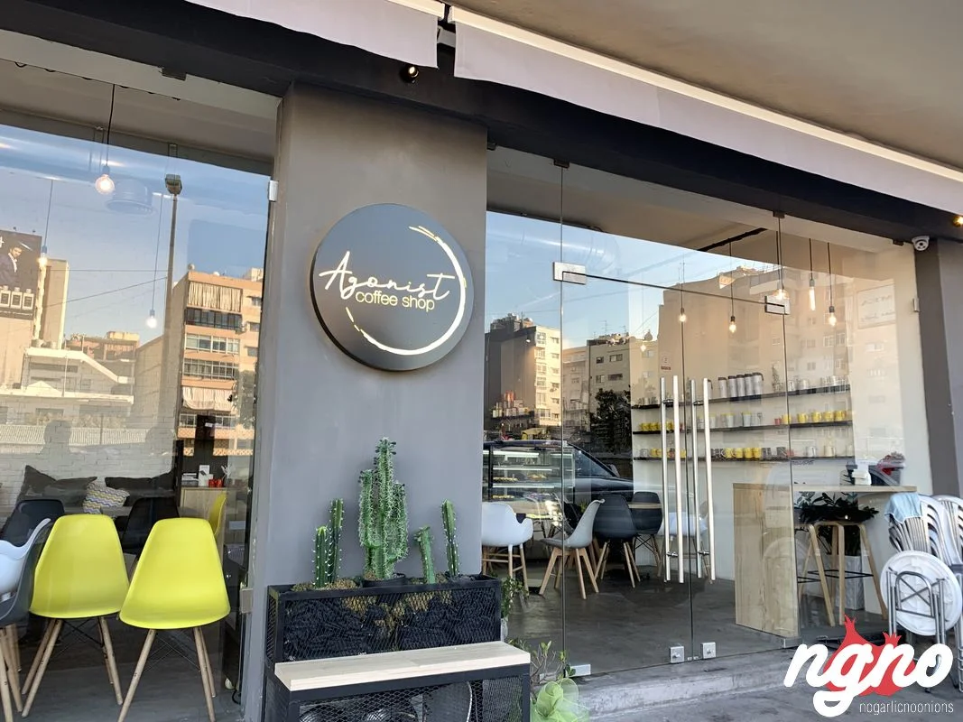 Quán cà phê thay đổi số phận người khuyết tật