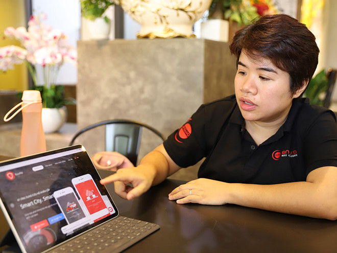 Cô gái viết ứng dụng thông minh vì cộng đồng