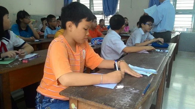 TP.HCM: Học sinh sẽ không phải học thêm quá 18 tiết mỗi tuần?