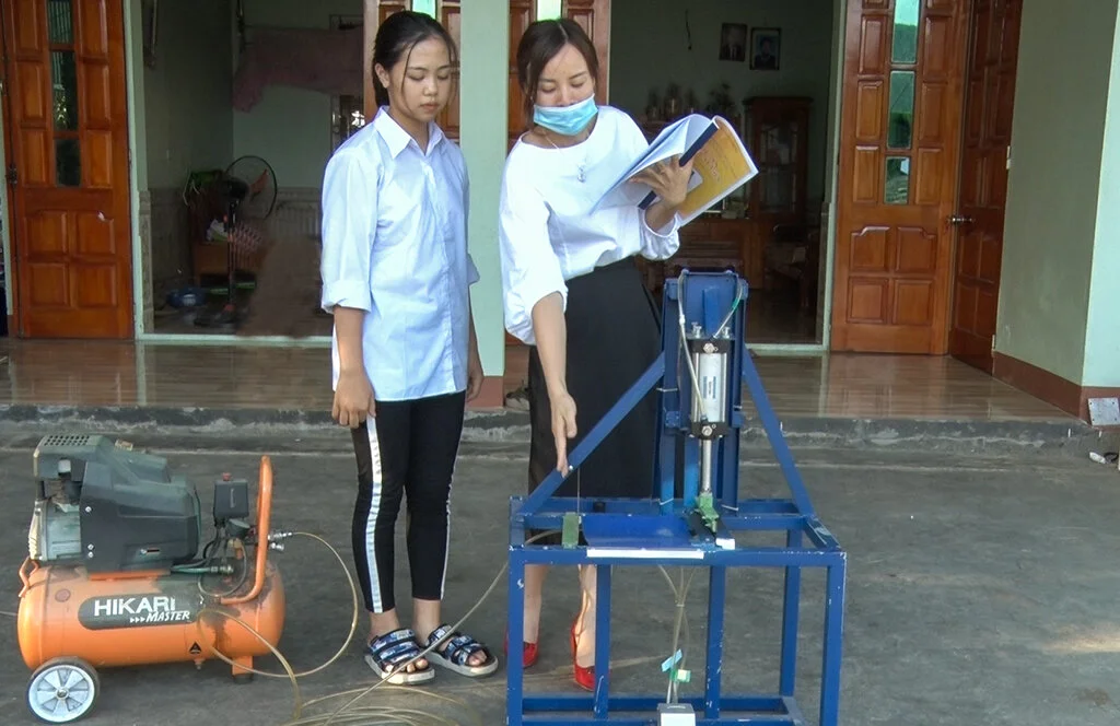 Sáng kiến "Máy cắt miến" giúp ích cho người nông dân